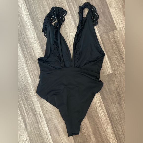 Size Large-Joe boxer black one piece swimsuit for ladies/women - Picture 2 of 2